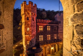 Burg Rheinstein-Abendlichter