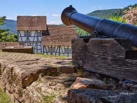 Kanone auf dem Burggelände