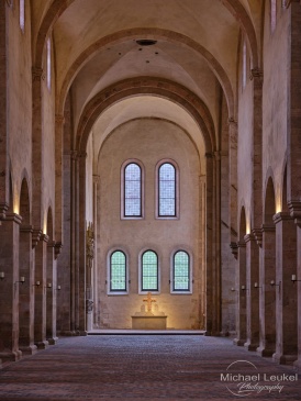 Kloster-Eberbach_Basilika_Rheingau_Michael_Leukel-5.jpg