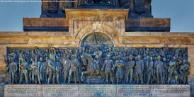 Relief am Niederwalddenkmal in der Nacht 2